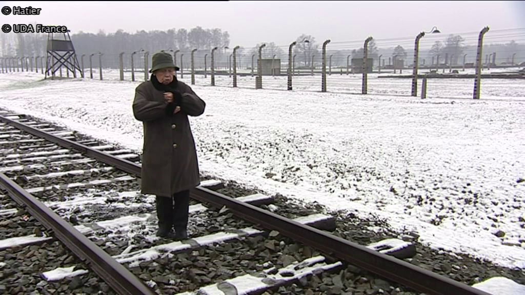 On portait les rails de chemin de fer